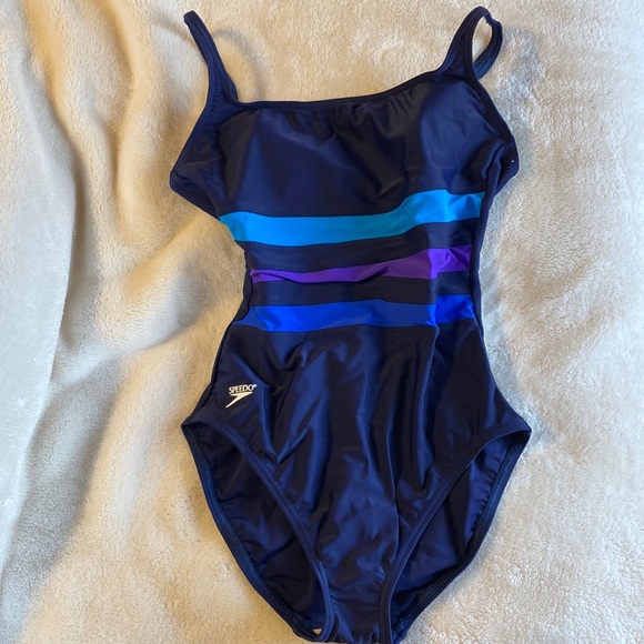 Speedo Other - Ladies Speedo Swimsuit
